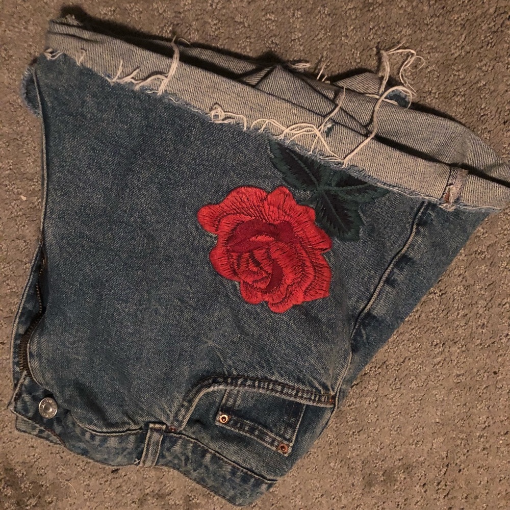 TopShop Shorts - Picture 4 of 4